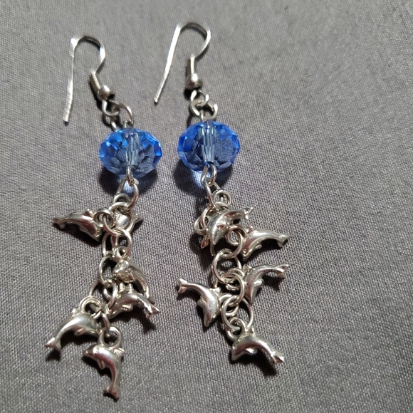 Unknown Jewelry - Silver Dolphin Earrings
